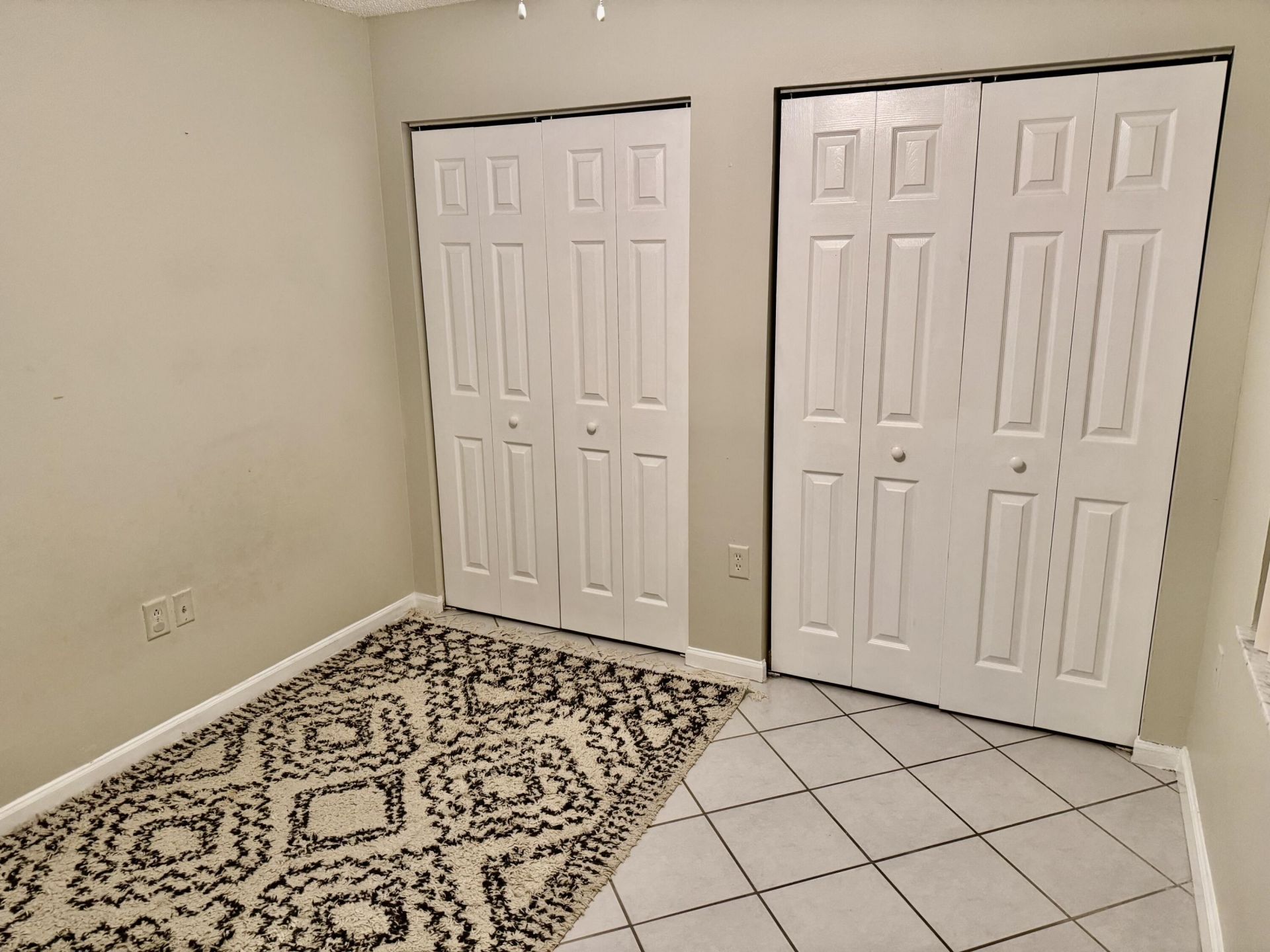 387 SW 206th Avenue, Pembroke Pines, FL 33029 Photo