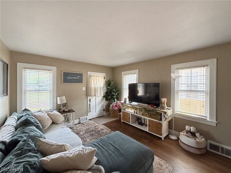 1314 Madison Avenue, Toronto, OH 43964 Photo 8