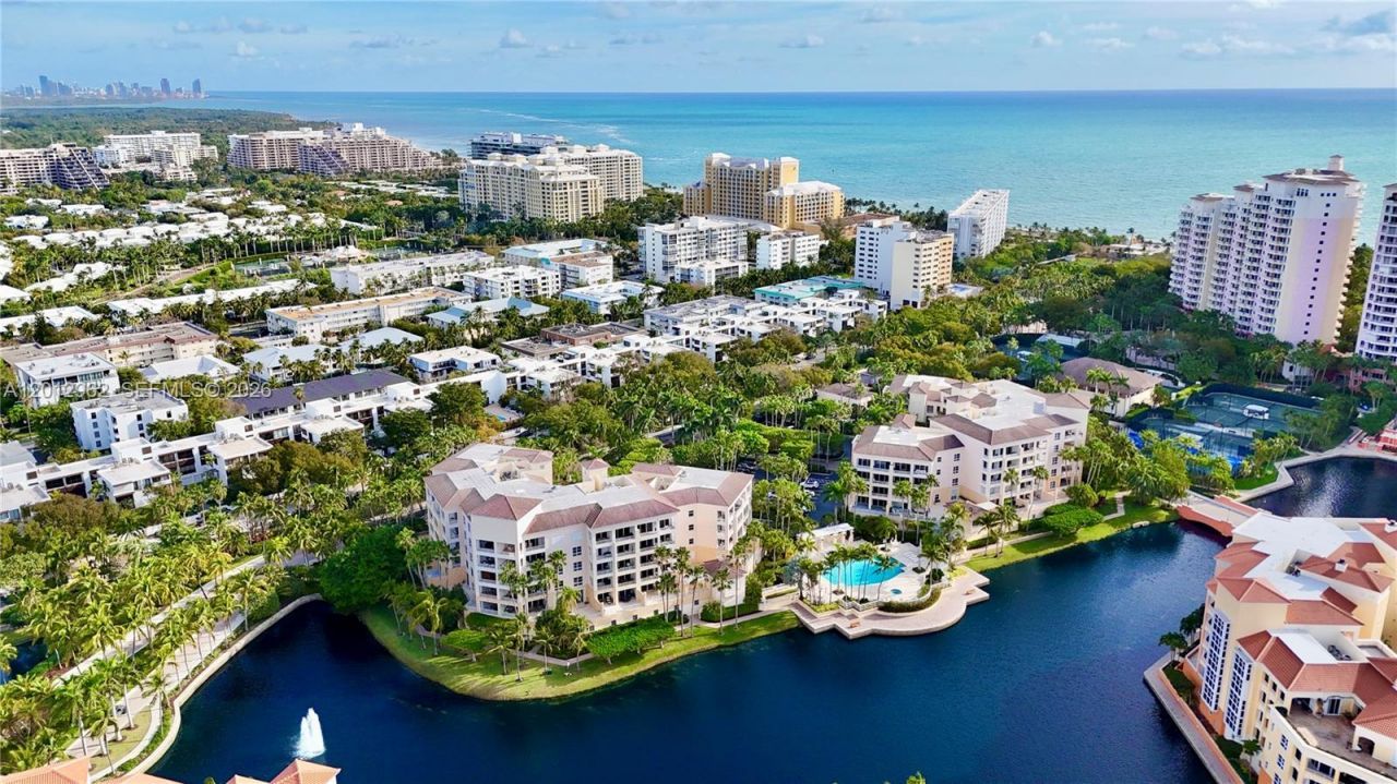 701 Crandon Blvd, Unit PH-1, Key Biscayne, FL 33149 Photo