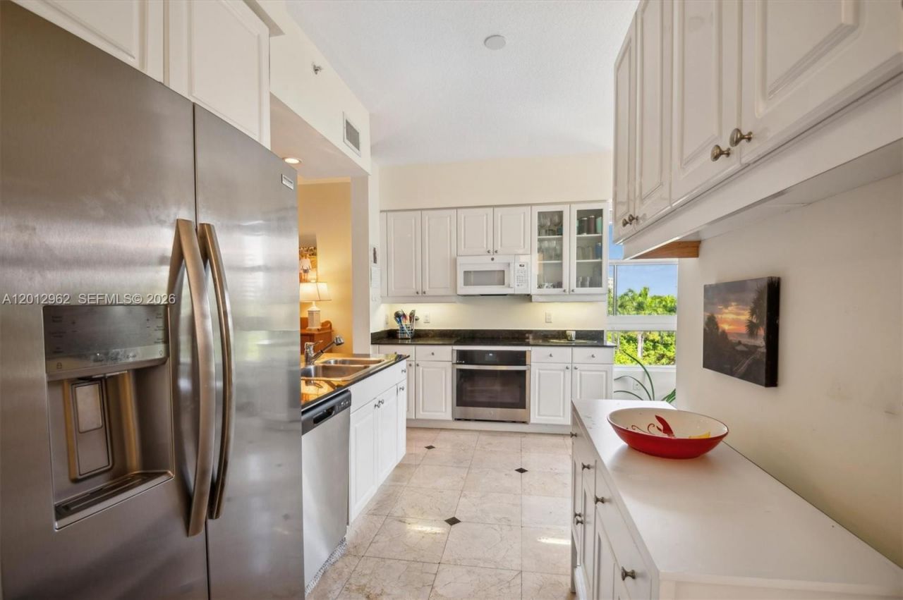 701 Crandon Blvd, Unit PH-1, Key Biscayne, FL 33149 Photo