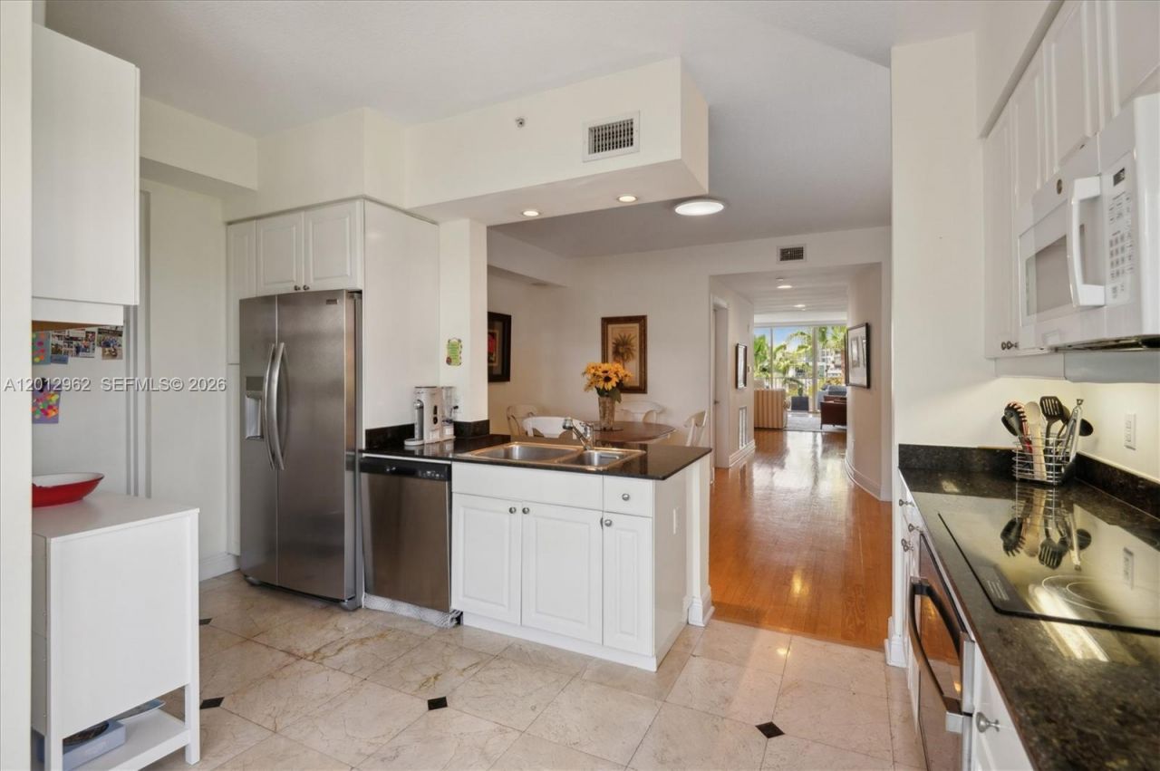 701 Crandon Blvd, Unit PH-1, Key Biscayne, FL 33149 Photo