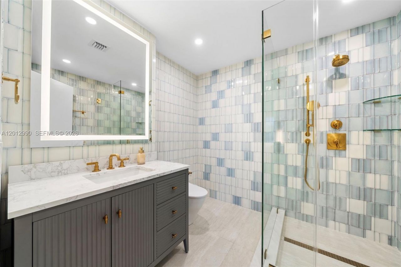 701 Crandon Blvd , Unit 401, Key Biscayne, FL 33149 Photo