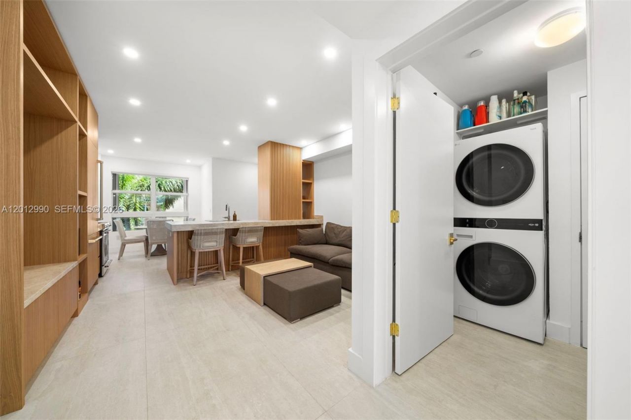 701 Crandon Blvd , Unit 401, Key Biscayne, FL 33149 Photo