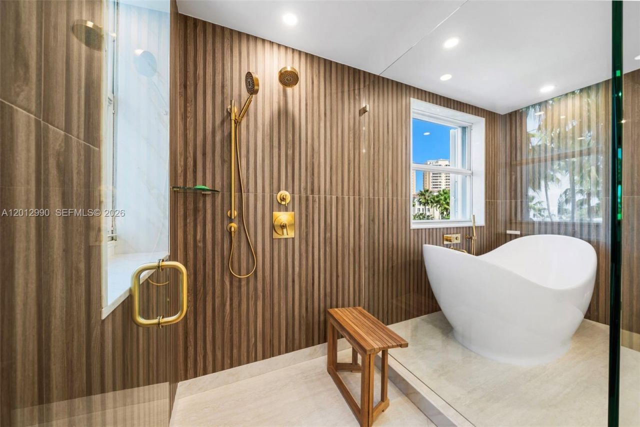 701 Crandon Blvd , Unit 401, Key Biscayne, FL 33149 Photo