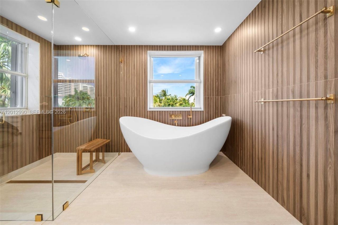 701 Crandon Blvd , Unit 401, Key Biscayne, FL 33149 Photo
