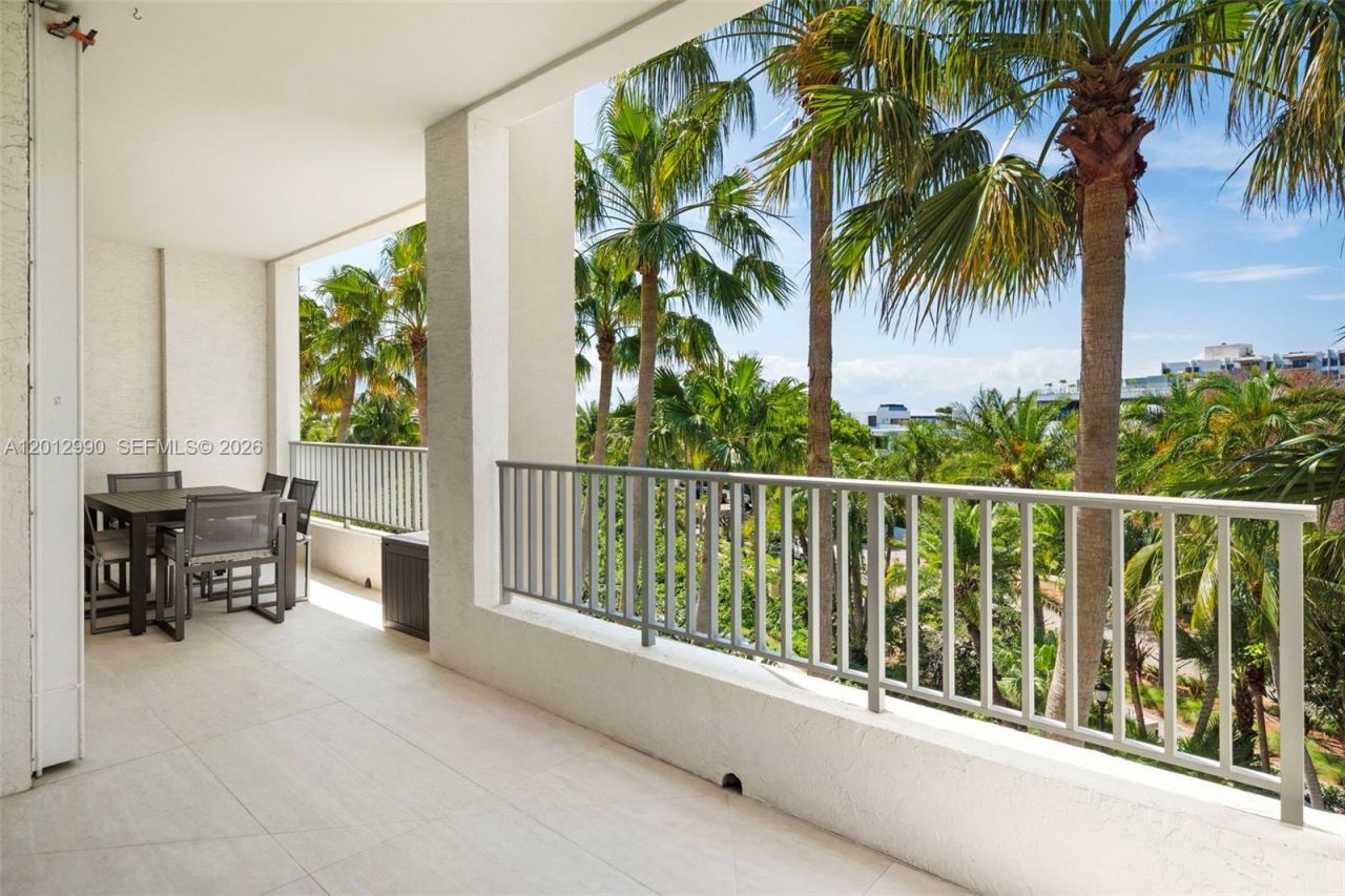 701 Crandon Blvd , Unit 401, Key Biscayne, FL 33149 Photo