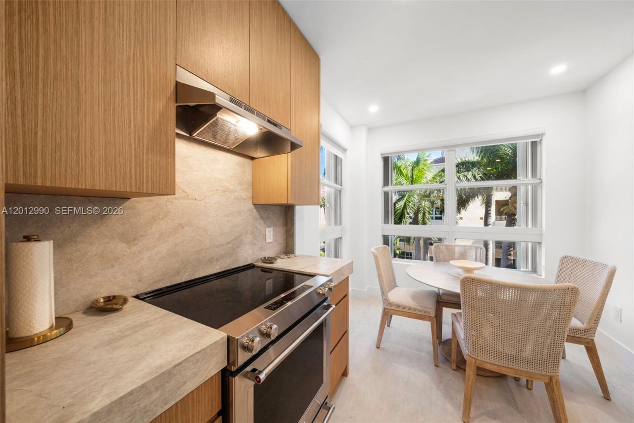 701 Crandon Blvd , Unit 401, Key Biscayne, FL 33149 Photo