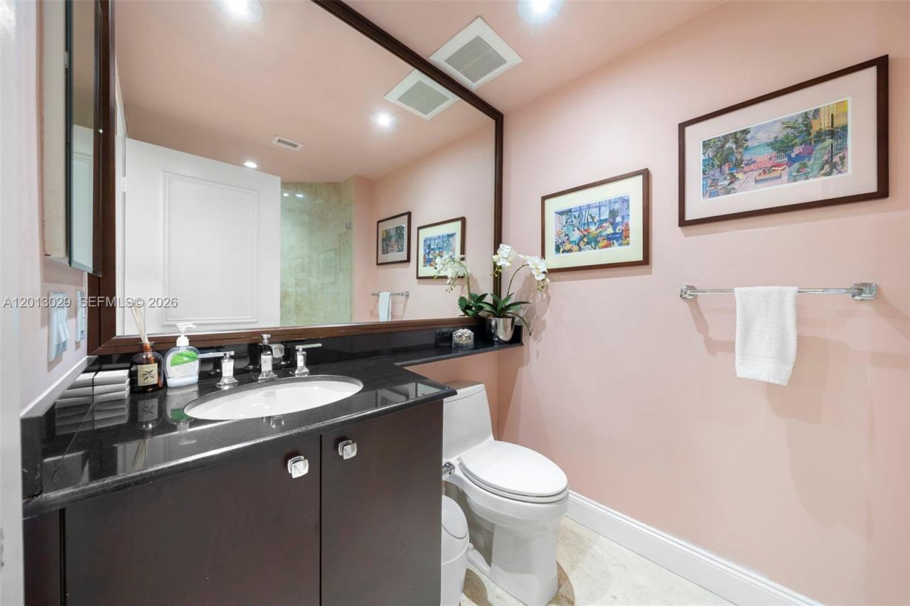 791 Crandon Blvd , Unit 404, Key Biscayne, FL 33149 Photo