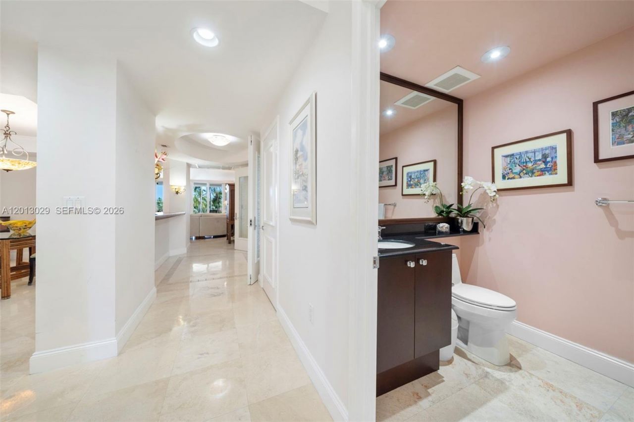 791 Crandon Blvd , Unit 404, Key Biscayne, FL 33149 Photo
