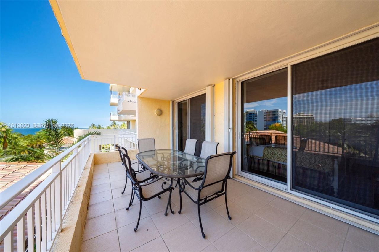 791 Crandon Blvd , Unit 404, Key Biscayne, FL 33149 Photo
