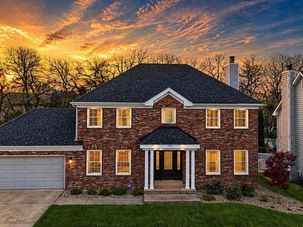 2906 Manchester Lane , Schererville, IN 46375