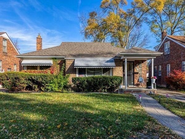 9570 Westwood Street, Detroit, MI 48228