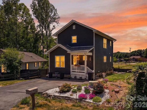 100 Victoria Springs Drive, Flat Rock, NC 28731