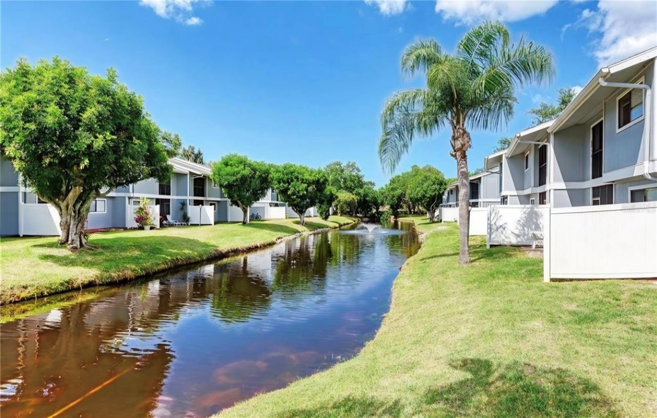 6033 34th Street W, Unit 136, Bradenton, FL 34210 Photo