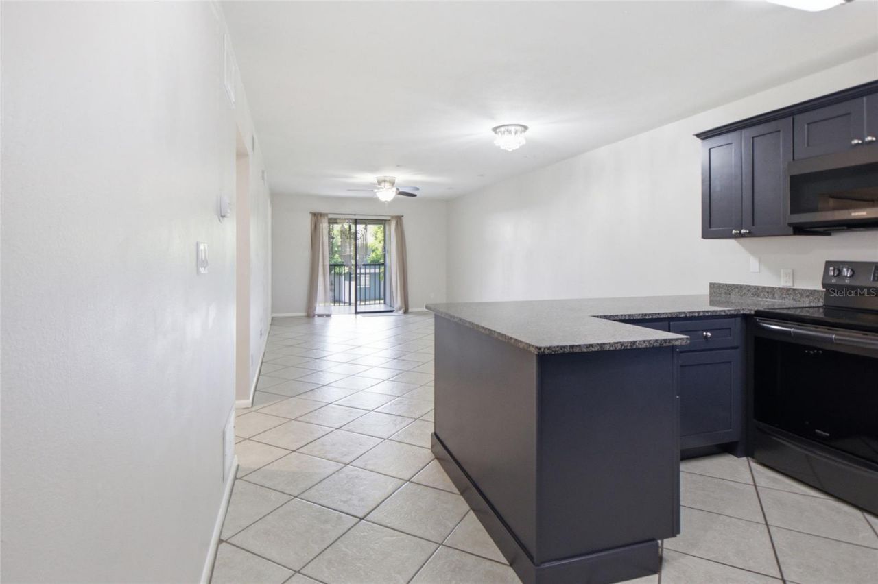 6033 34th Street W, Unit 136, Bradenton, FL 34210 Photo