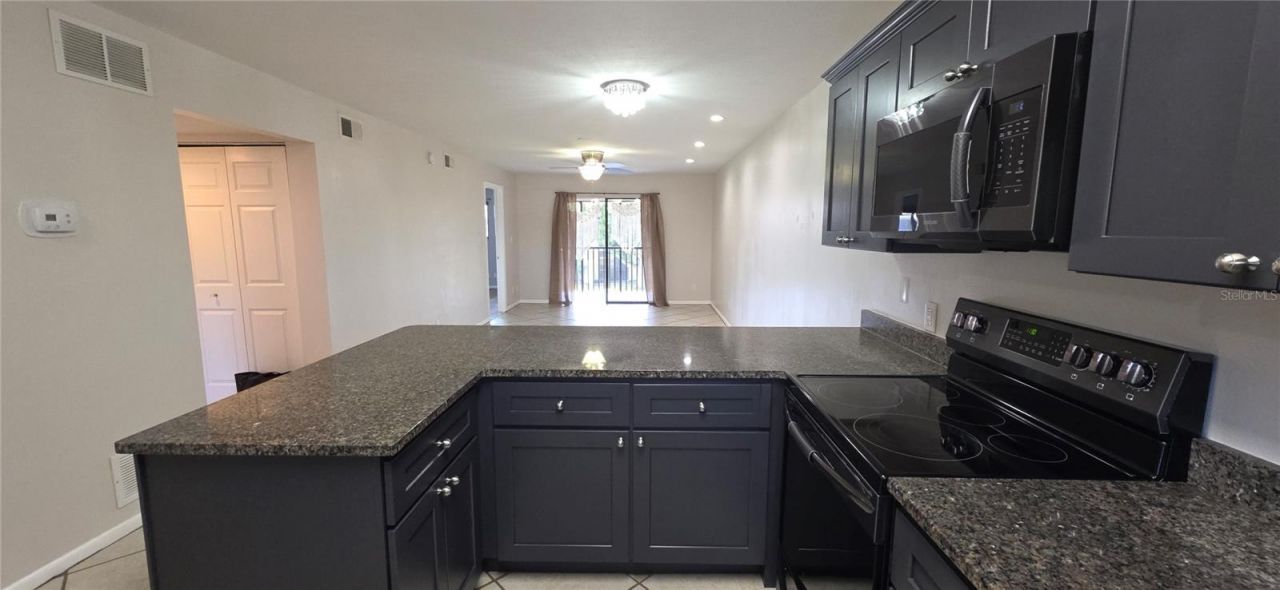 6033 34th Street W, Unit 136, Bradenton, FL 34210 Photo