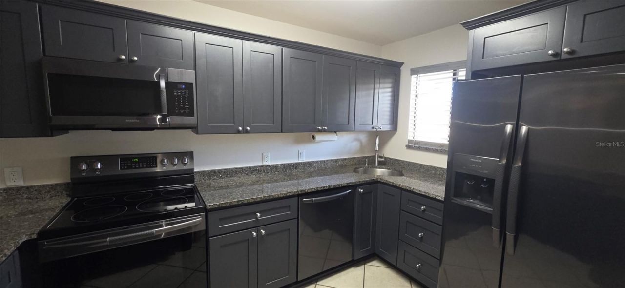 6033 34th Street W, Unit 136, Bradenton, FL 34210 Photo