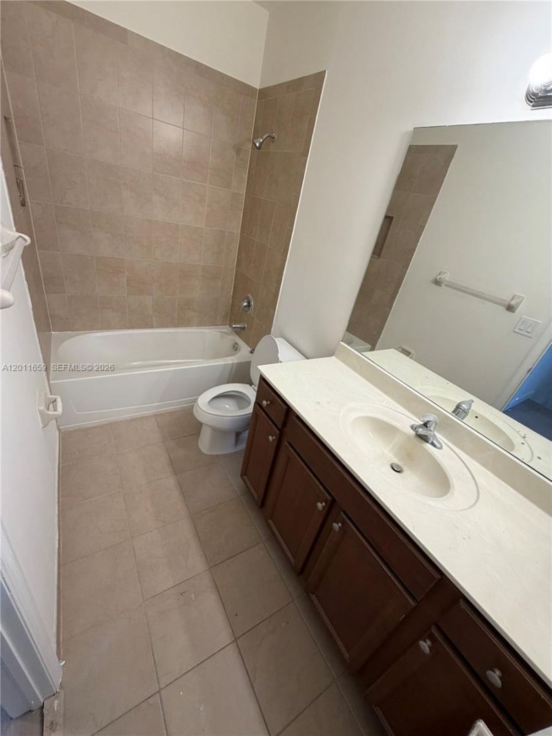 15071 SW 116th St , Unit 15071, Miami, FL 33196 Photo