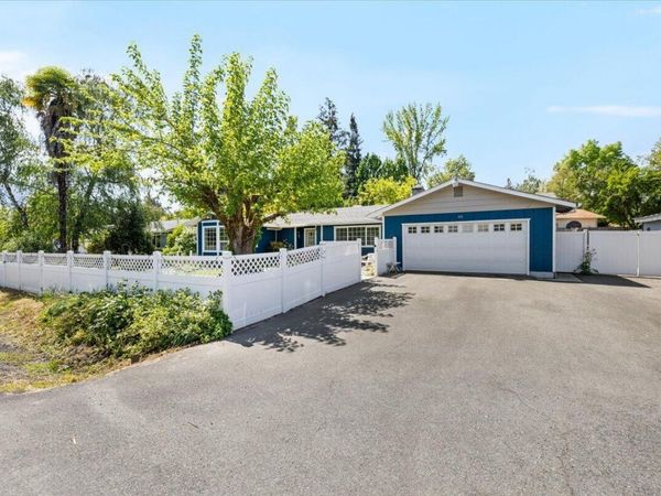 975 Fruitdale, Grants Pass, OR 97527