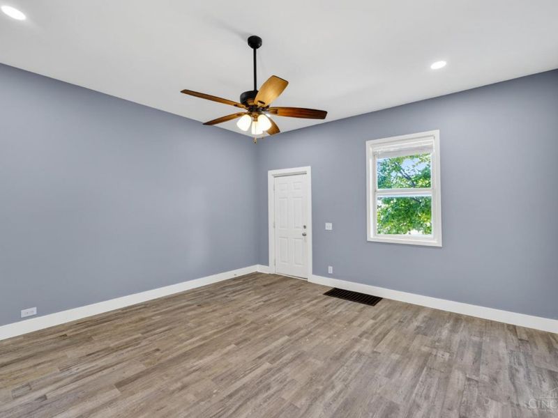 145 Pershing Avenue, Hamilton, OH 45011 Photo 4
