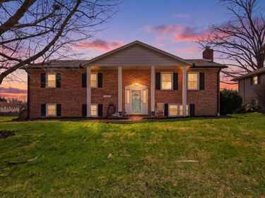 2874 SUNSET DRIVE, DALLASTOWN, PA 17313