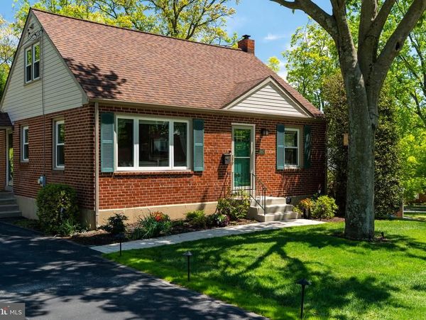 2887 PENNVIEW AVENUE, BROOMALL, PA 19008