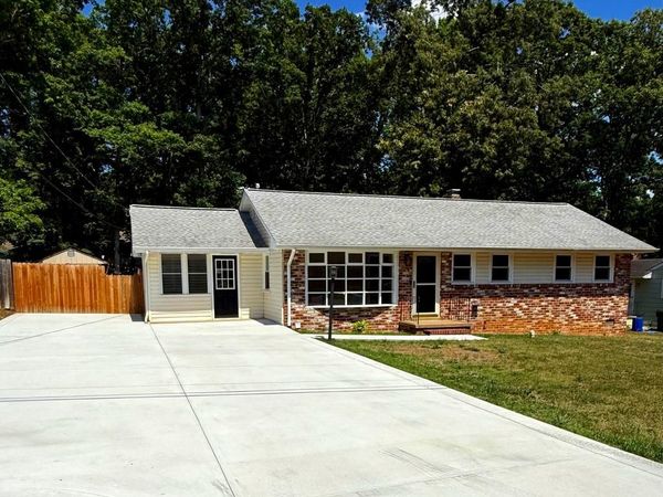 4 PATRICK HENRY STREET, FREDERICKSBURG, VA 22405