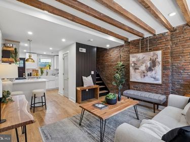 924 CANTRELL STREET, PHILADELPHIA, PA 19148
