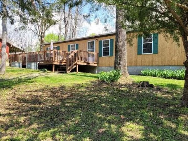 784 Sunset Ridge Lane, Hilham, TN 38568