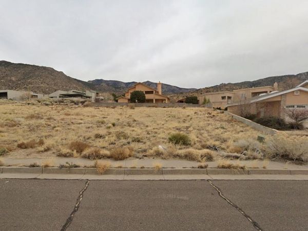 1608 Antonio Drive NE, Albuquerque, NM 87112