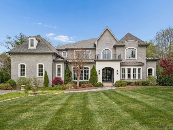 3910 Wayland Drive , Nashville, TN 37215
