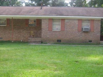 525 CALVARY Drive, Columbia, SC 29203