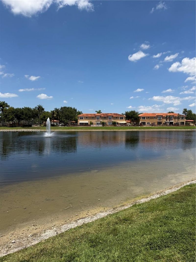 15341 SW 31st Ter, Unit 15341, Miami, FL 33185 Photo