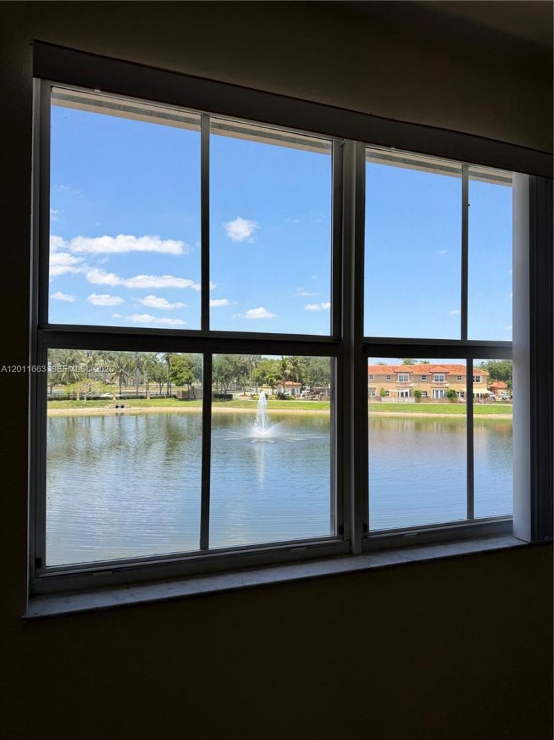 15341 SW 31st Ter, Unit 15341, Miami, FL 33185 Photo