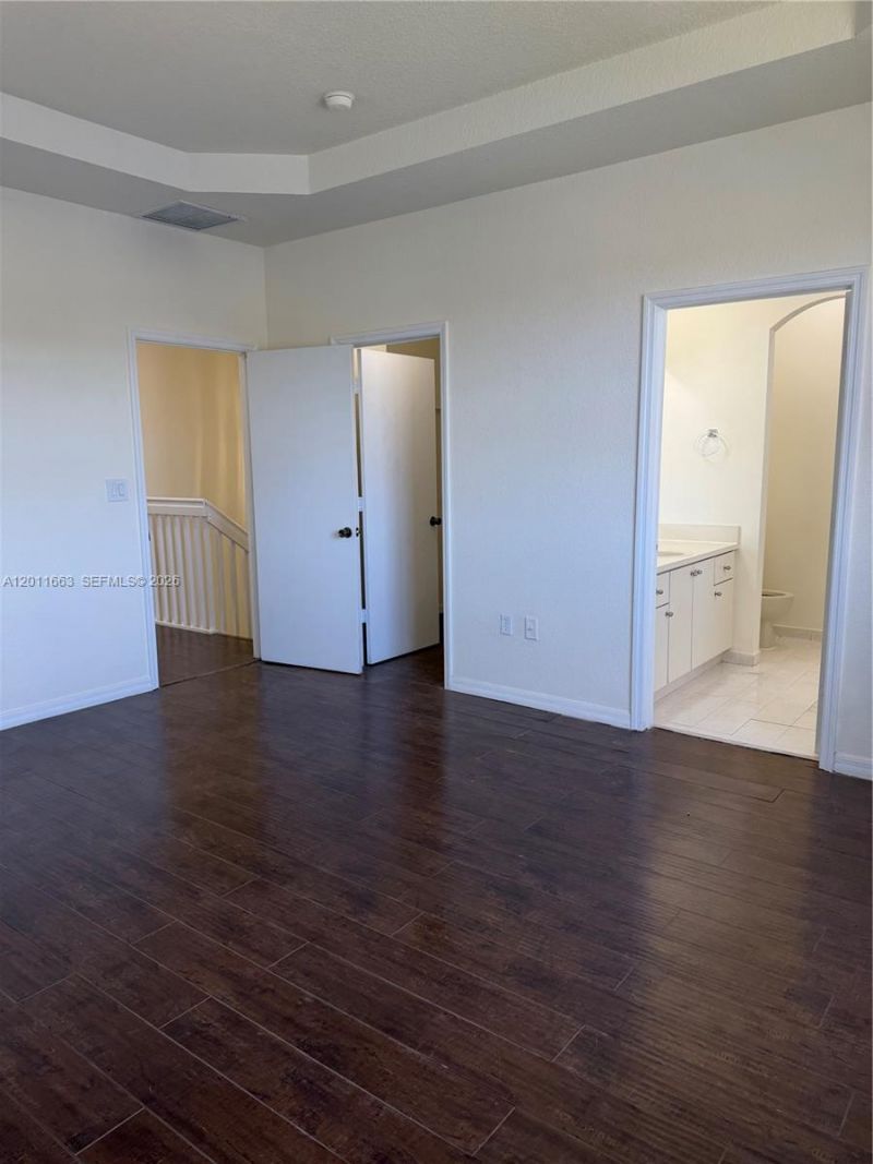 15341 SW 31st Ter, Unit 15341, Miami, FL 33185 Photo