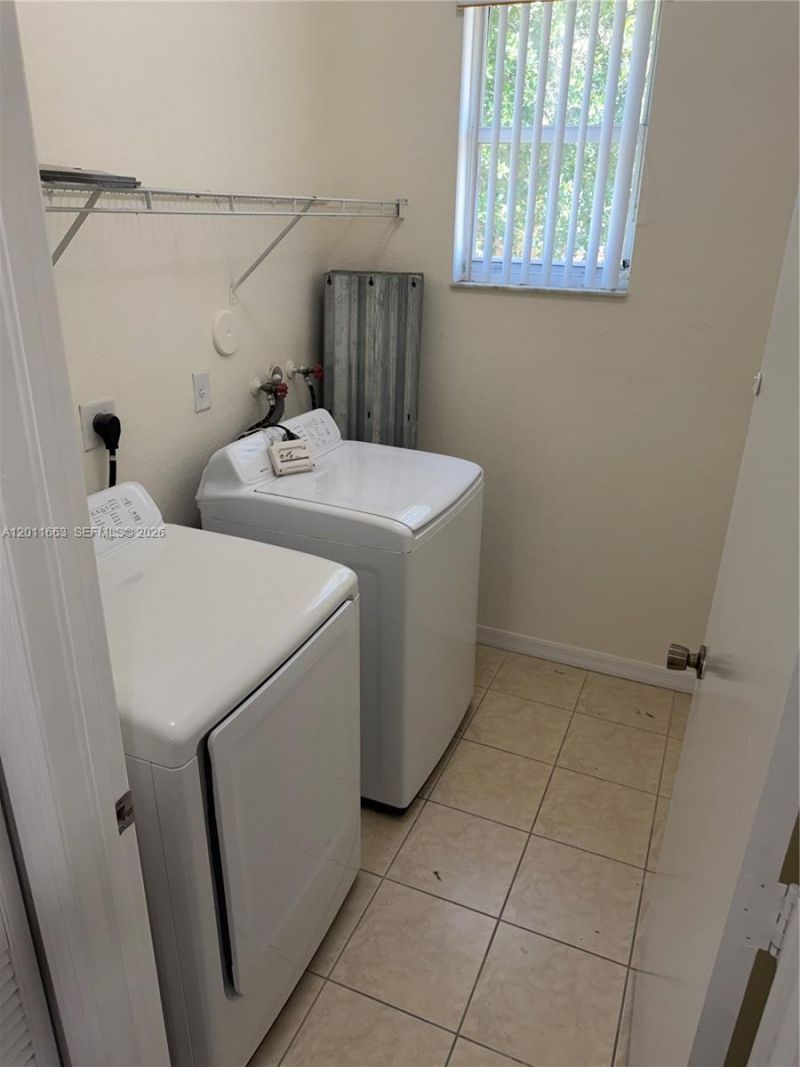15341 SW 31st Ter, Unit 15341, Miami, FL 33185 Photo
