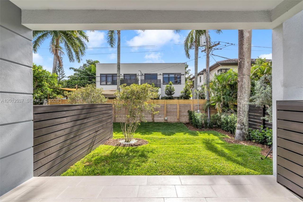 808 SW 9th St , Unit 808-B, Fort Lauderdale, FL 33315 Photo