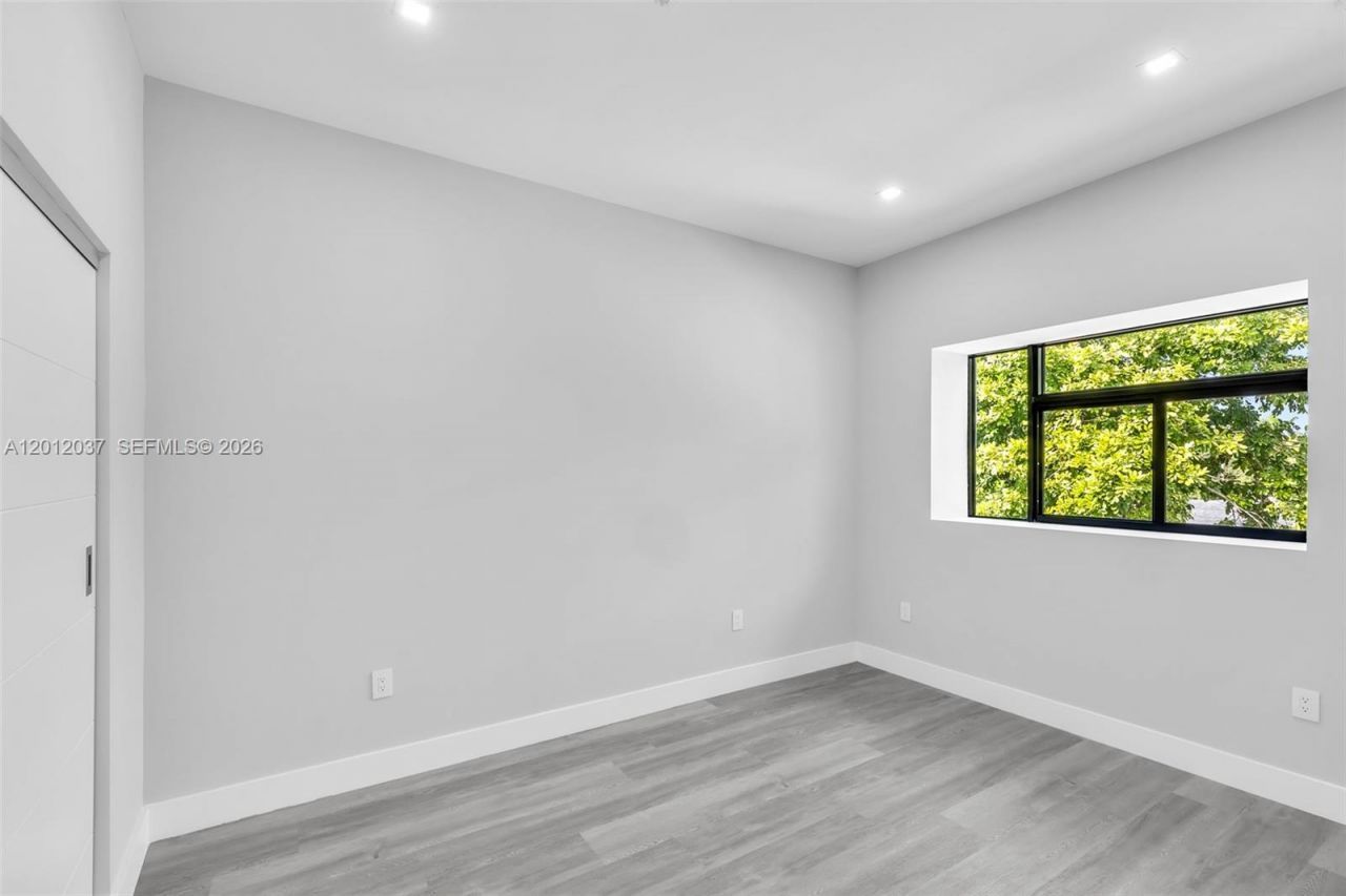 808 SW 9th St , Unit 808-B, Fort Lauderdale, FL 33315 Photo