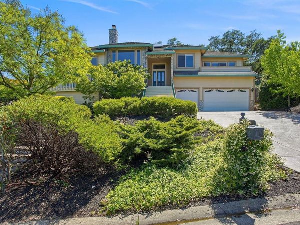 2120 Moonstone Cir, El Dorado Hills, CA 95762