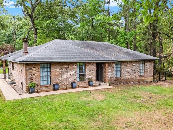 730 PARADISE Road, Ball, LA 71405