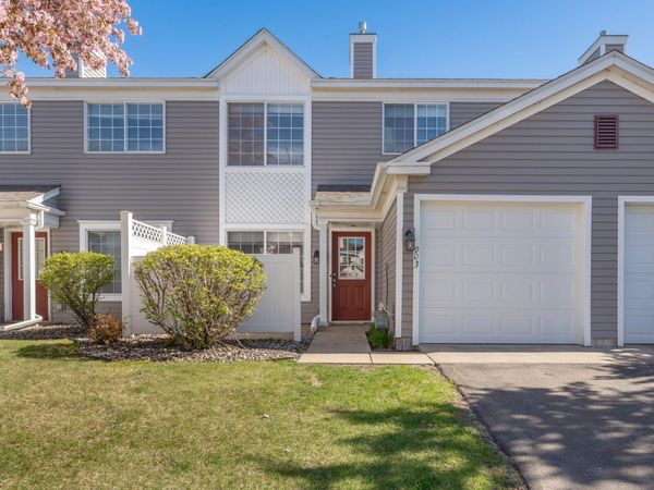 2009 Southcross Drive W, Unit 903, Burnsville, MN 55306