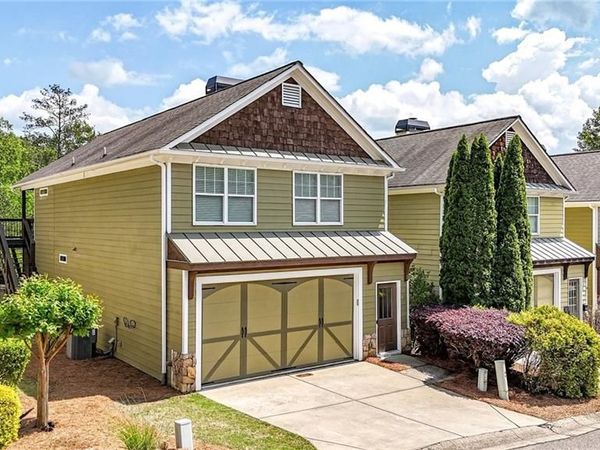 193 Lakeside Drive , Waleska, GA 30183