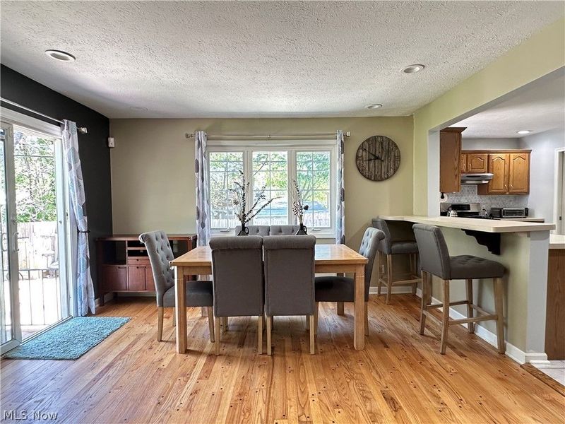 10124 Keswick Drive, Parma Heights, OH 44130 Photo 10