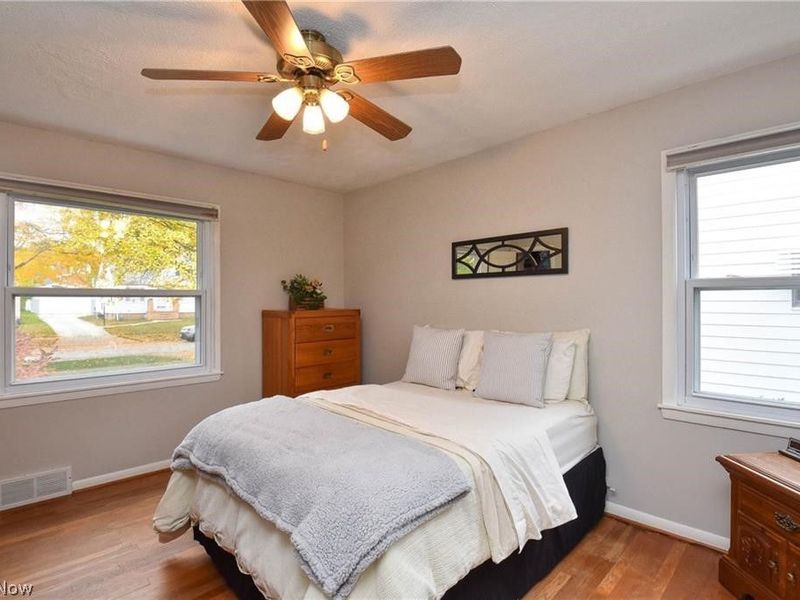 10124 Keswick Drive, Parma Heights, OH 44130 Photo 14