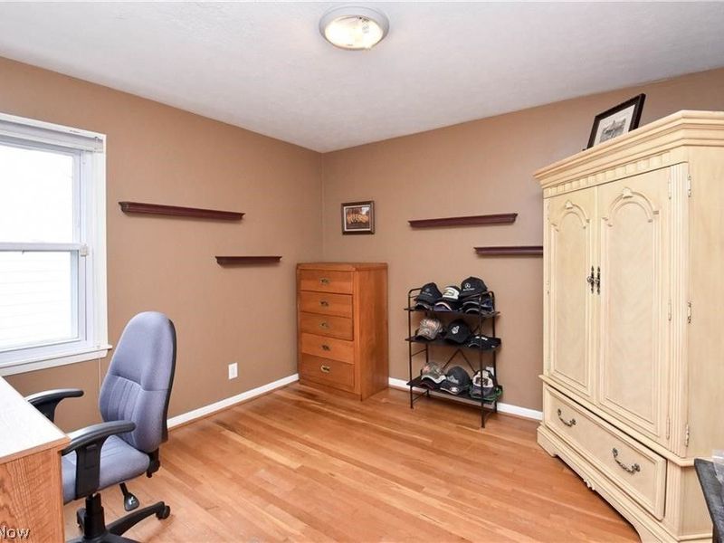 10124 Keswick Drive, Parma Heights, OH 44130 Photo 17