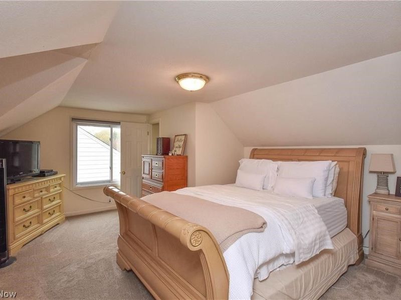 10124 Keswick Drive, Parma Heights, OH 44130 Photo 22