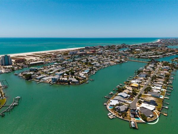 11055 4TH STREET E, TREASURE ISLAND, FL 33706