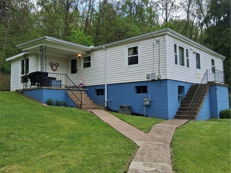 68490 Elm Street, Bridgeport, OH 43912 Photo 2