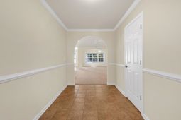 891 Helms Way photo 4