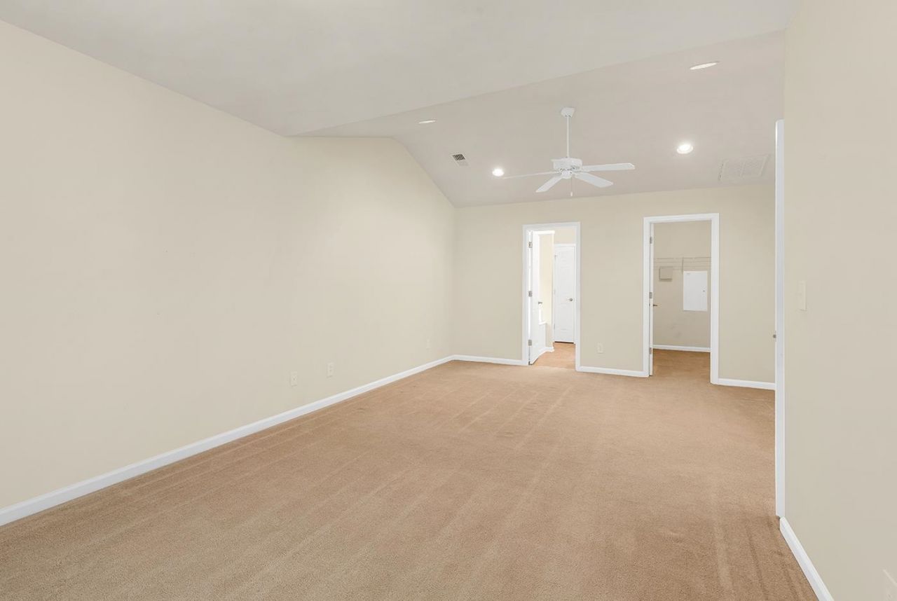 891 Helms Way Photo 24